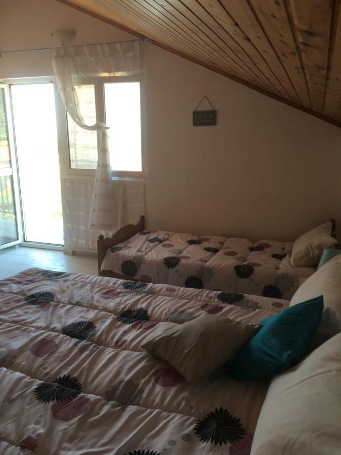 Apart Mani Di Lauro Apartamento Preko Exterior foto